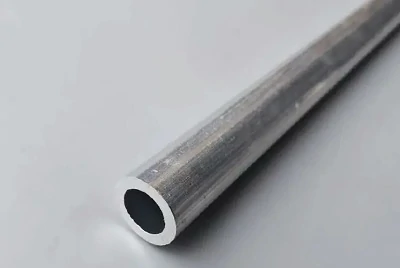 Tubo de aluminio 2030